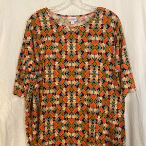 LuLaRoe Irma size S beautiful colors w geometric pattern